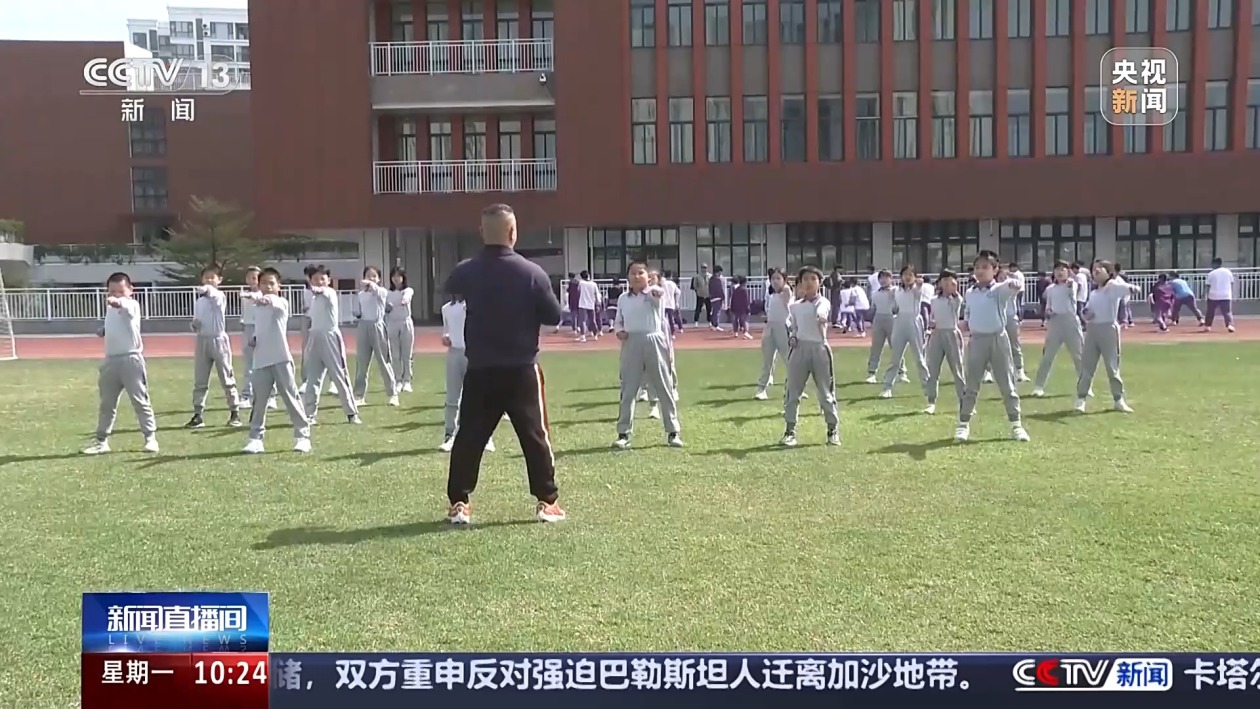 在球队中无